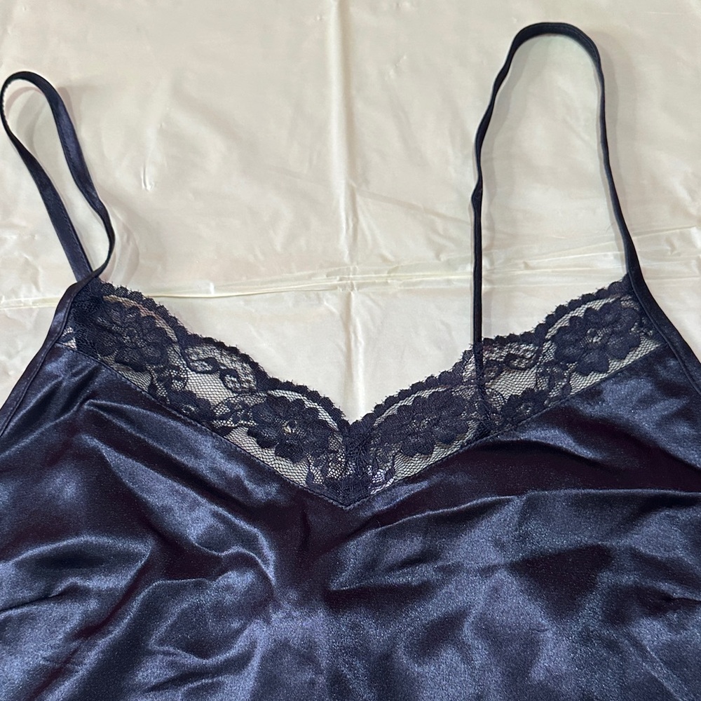 Adore Me Elegant Black Satin Camisole size small - Picture 4 of 6